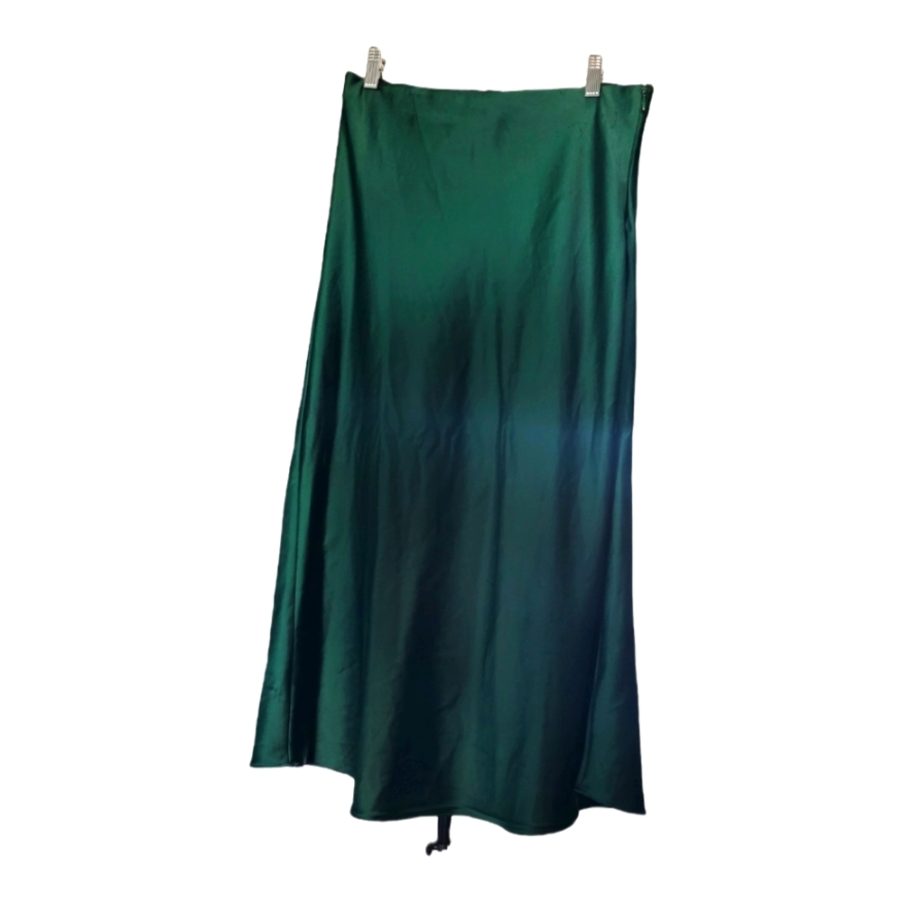 Silky green skirt